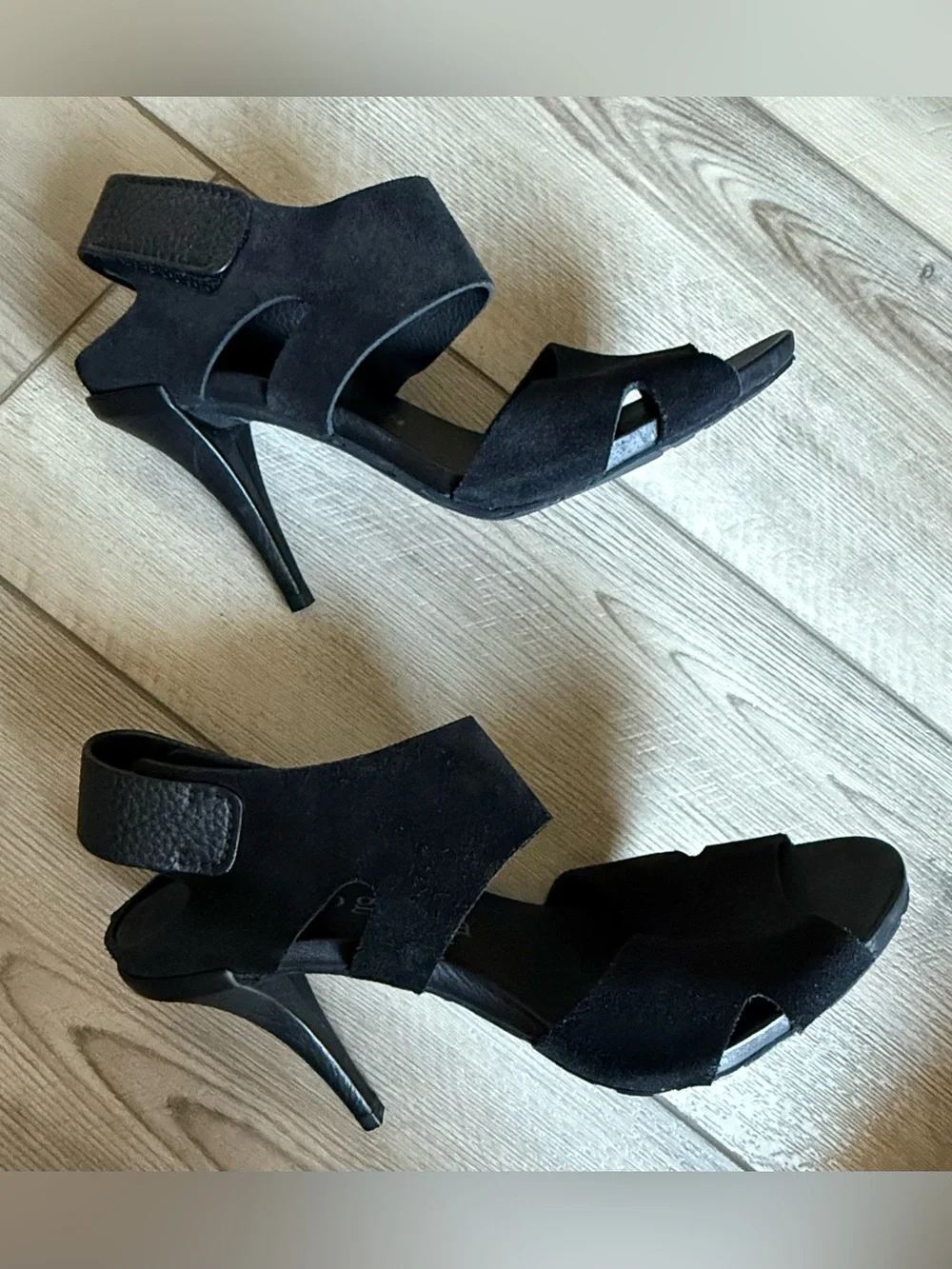 Pedro Garcia heels